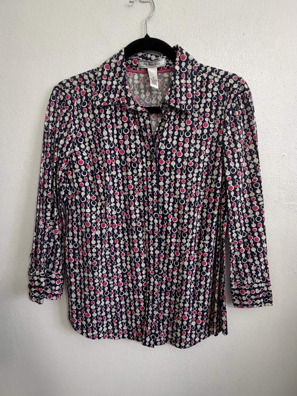 G.H. Bass & Co. Navy Button-Front Shirt with Pink & White Dot Pattern